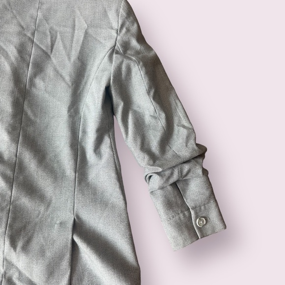 Women’s BODY By Victoria Grey 3/4 Scrunch Sleeve Button Front Blazer Size 6 - Picture 8 of 9